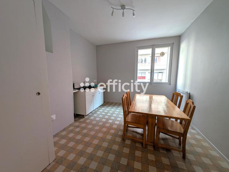 Appartement - 60 m² - 2 pièces