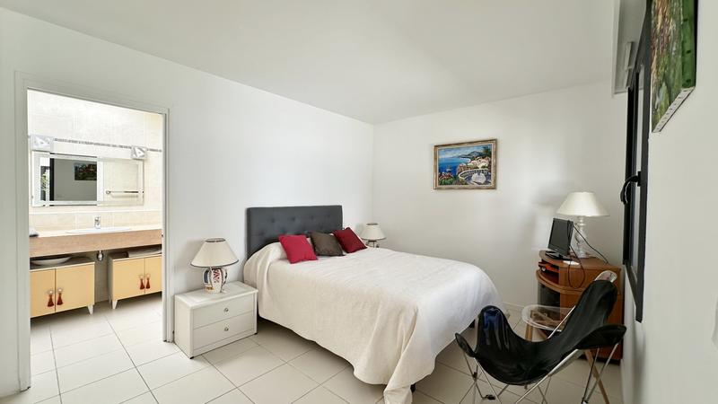 Maison d'architecte - 270 m² - 7 pièces