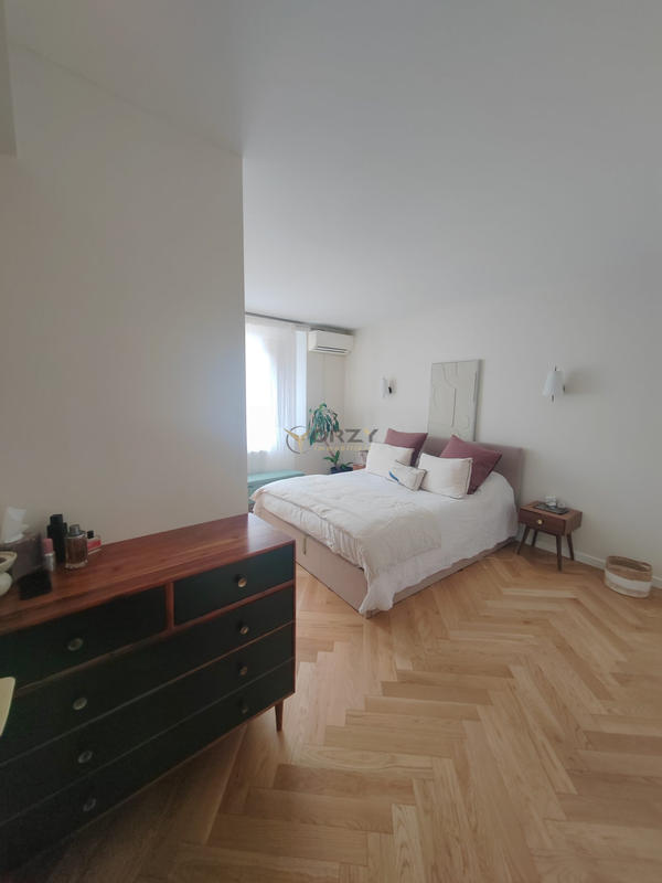 Appartement - 103 m² - 4 pièces