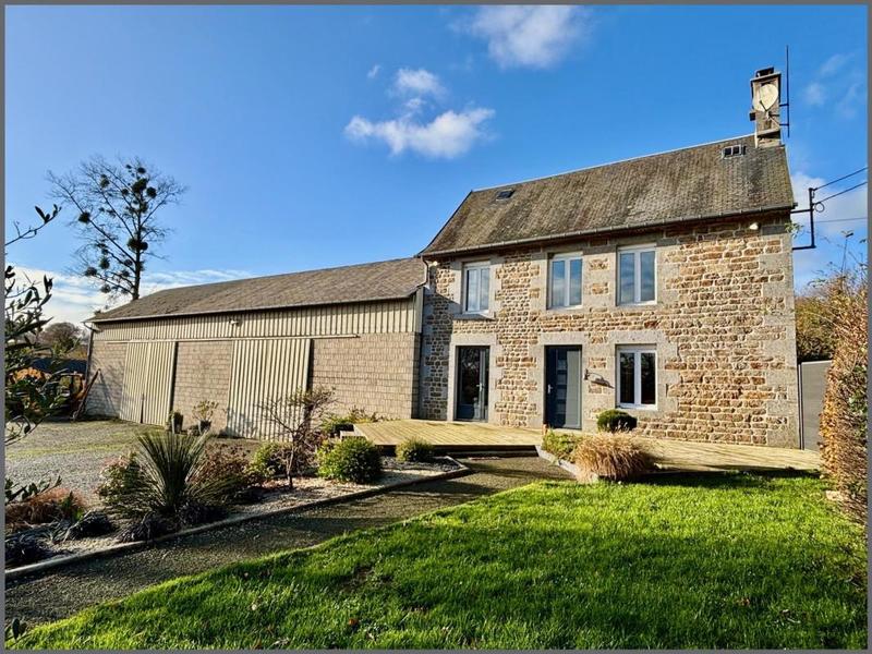 Maison en pierre - 145 m² - 8 pièces