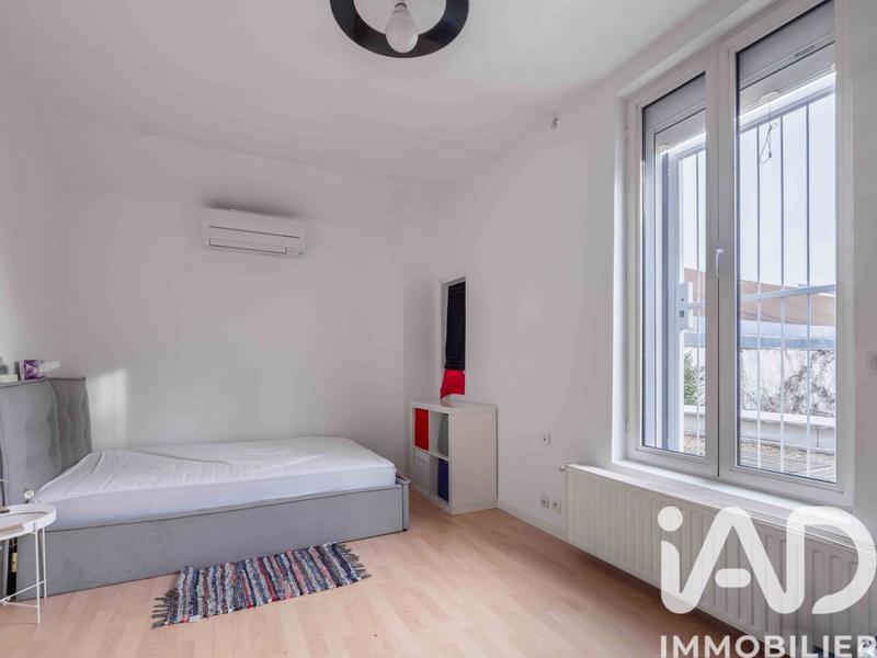 Maison de maîtres - 230 m² - 12 pièces