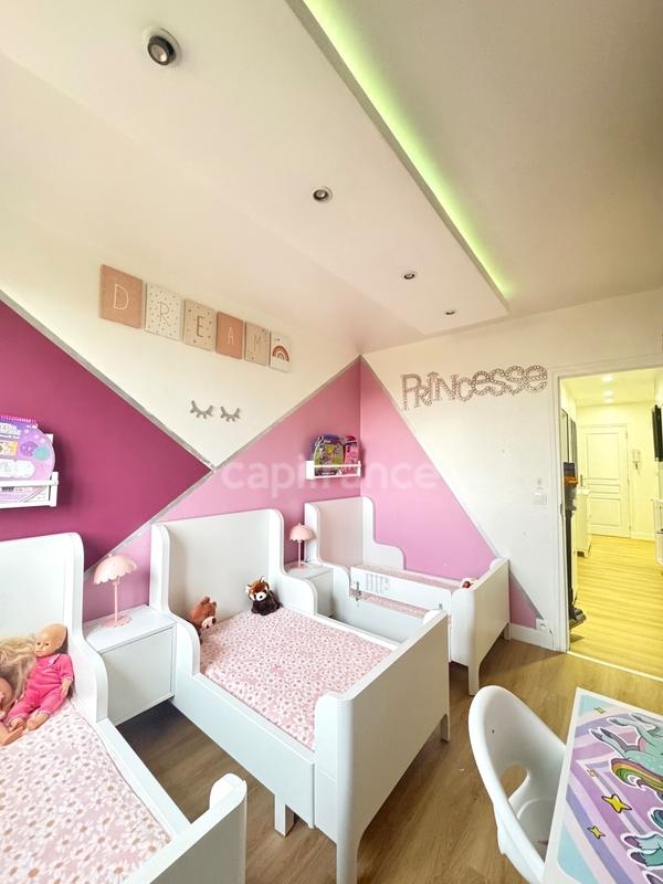 Appartement - 67 m² - 4 pièces