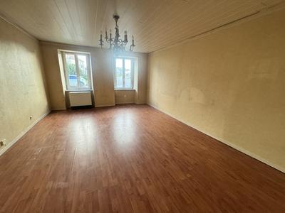 Maison ancienne - 176 m² - 6 pièces