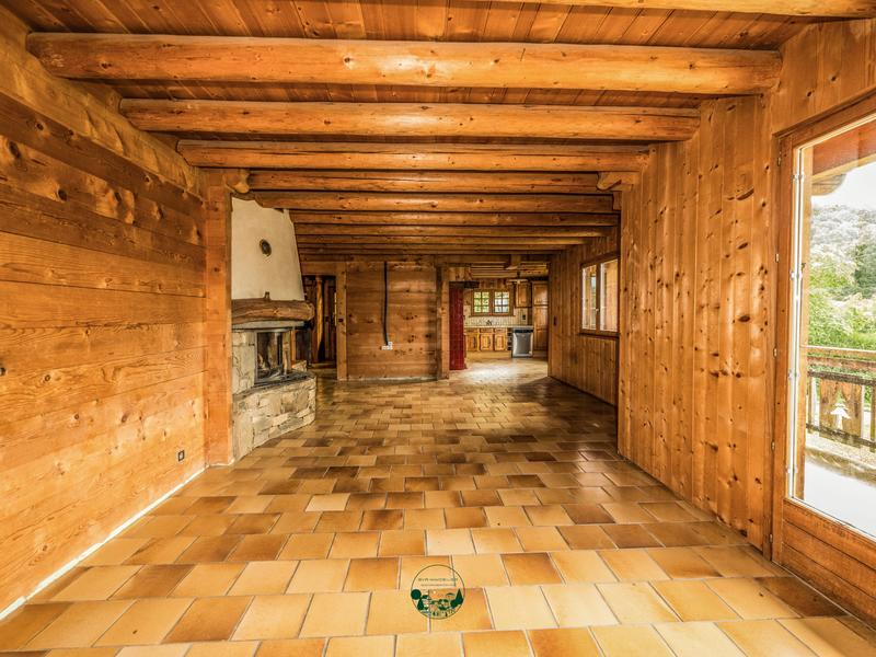 Maison - 220 m² - 6 pièces