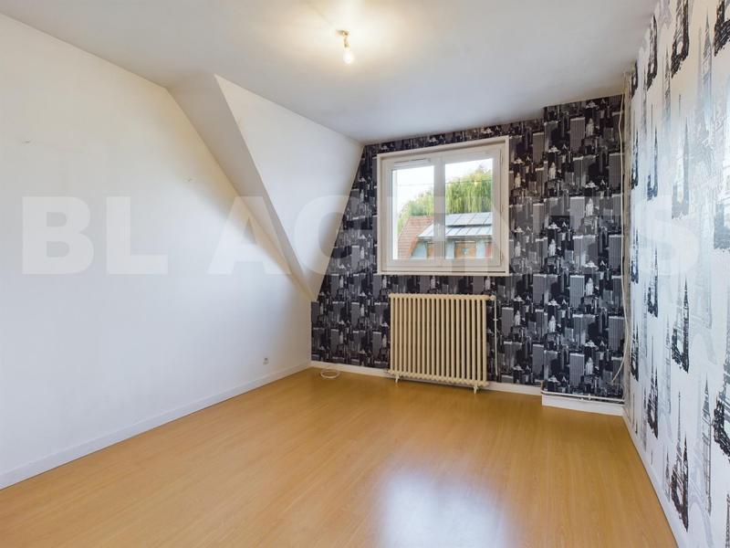 Maison - 111 m² - 5 pièces