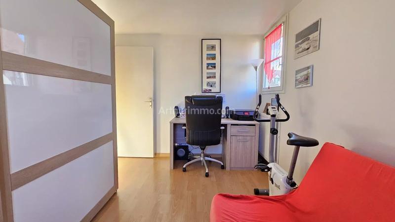 Maison - 92 m² - 5 pièces