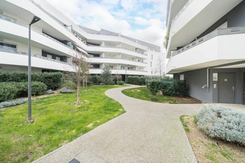 Studio - 26 m² - 1 pièce