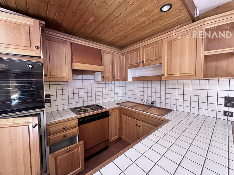 Châlet - 200 m² - 8 pièces