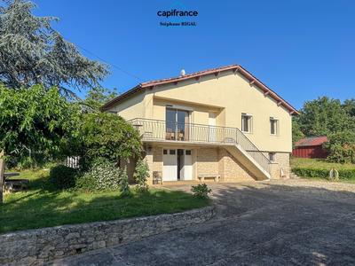 Maison - 85 m² - 5 pièces