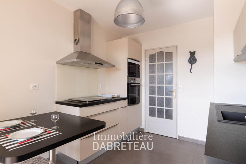 Appartement - 115 m² - 4 pièces