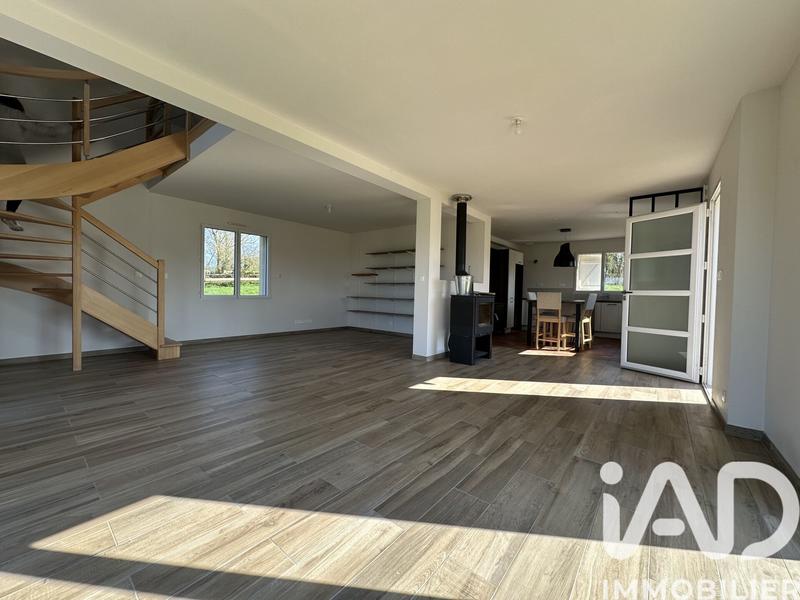 Maison - 115 m² - 5 pièces