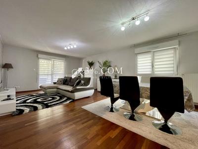 Appartement - 86 m² - 3 pièces