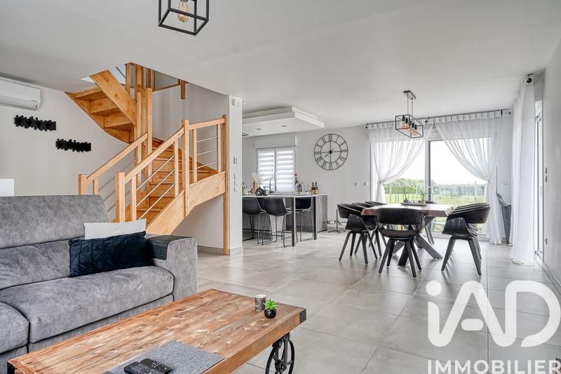 Maison - 132 m² - 6 pièces