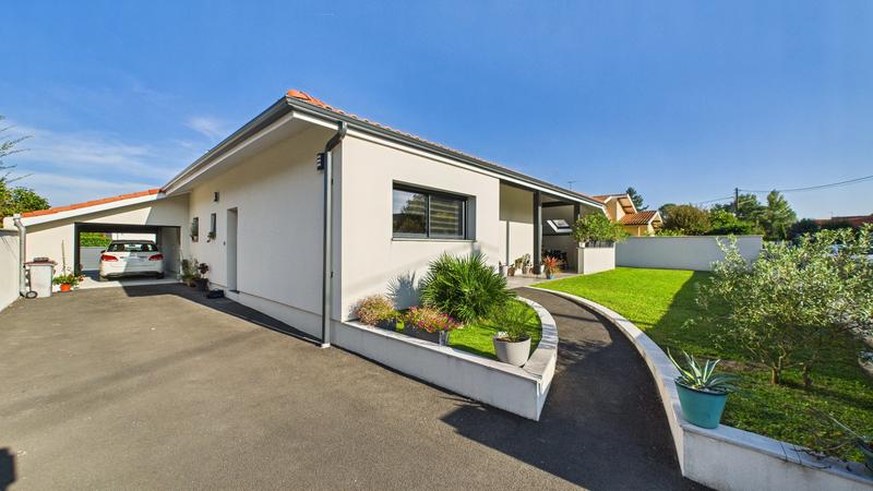 Maison - 155 m² - 6 pièces