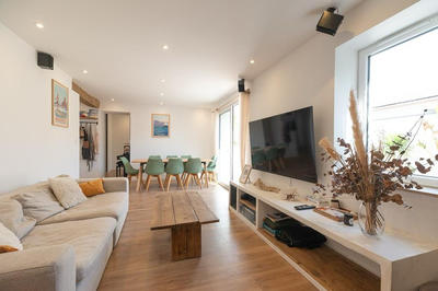 Maison - 96 m² - 4 pièces