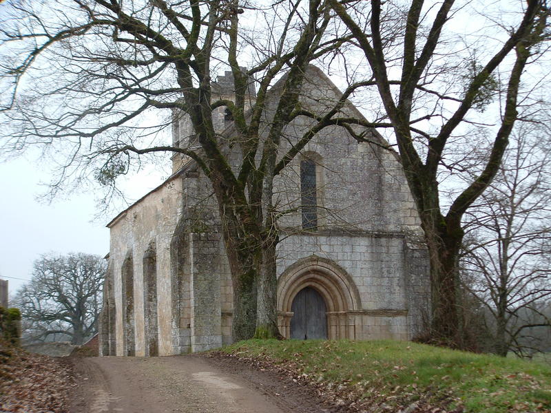 Découverte des fresques médiévales de la chapelle de Plaincourault
