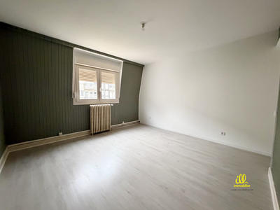 Maison - 82 m² - 5 pièces