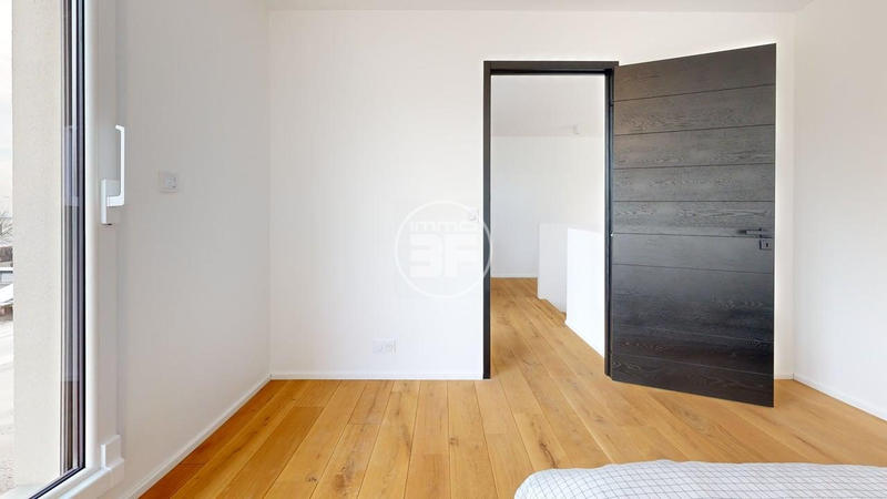 Maison - 170 m² - 6 pièces