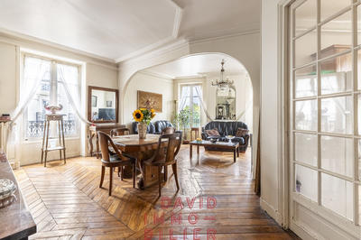 Appartement - 83 m² - 4 pièces