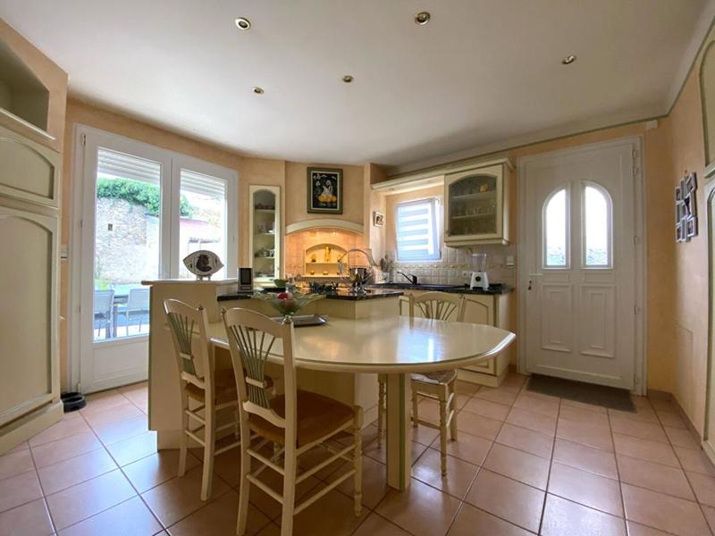 Maison - 113 m² - 6 pièces