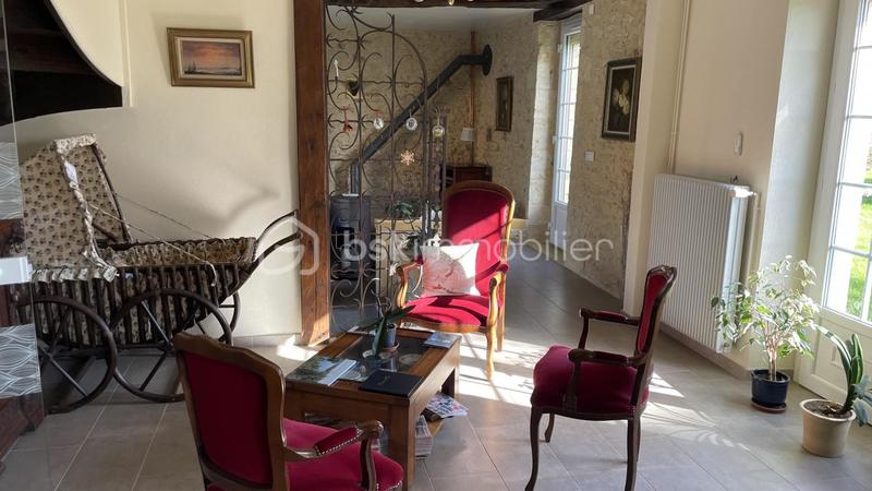 Propriété - 219 m² - 7 pièces