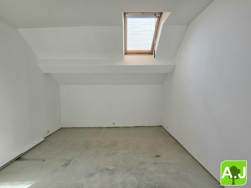 Maison - 84 m² - 4 pièces