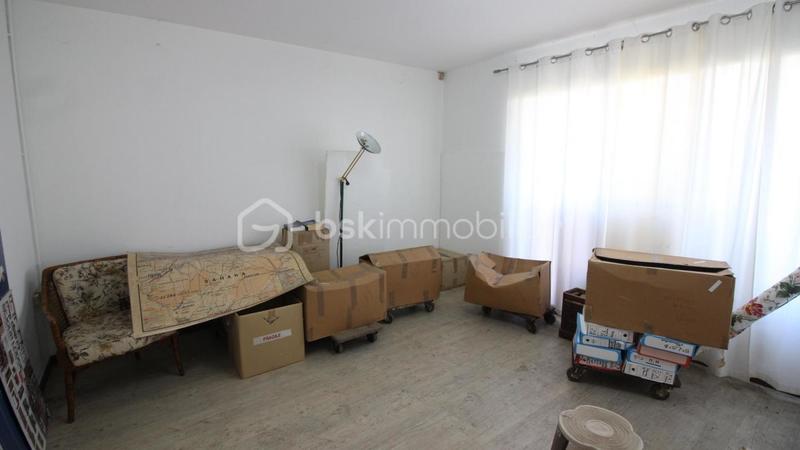 Bureau - 1 039 m² - 3 pièces