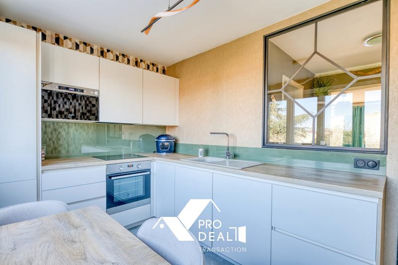 Appartement - 77 m² - 4 pièces