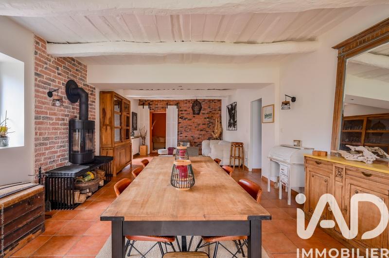 Maison - 228 m² - 6 pièces