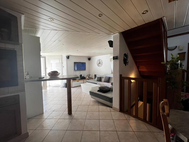 Maison - 91 m² - 5 pièces