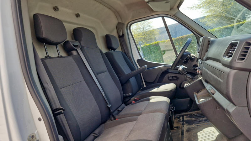 Renault Master Tr Gcf F3300 L2h2 dCi 135