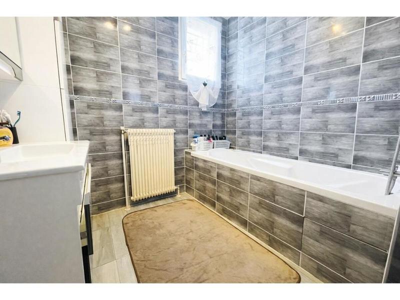 Maison - 157 m² - 6 pièces