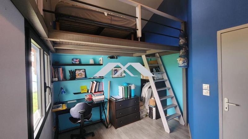 Maison traditionnelle - 185 m² - 6 pièces