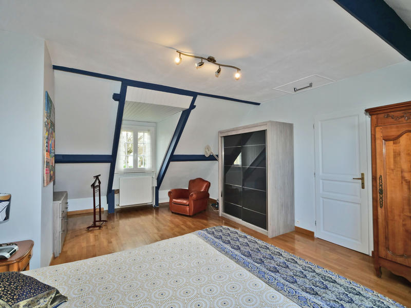 Maison - 140 m² - 7 pièces