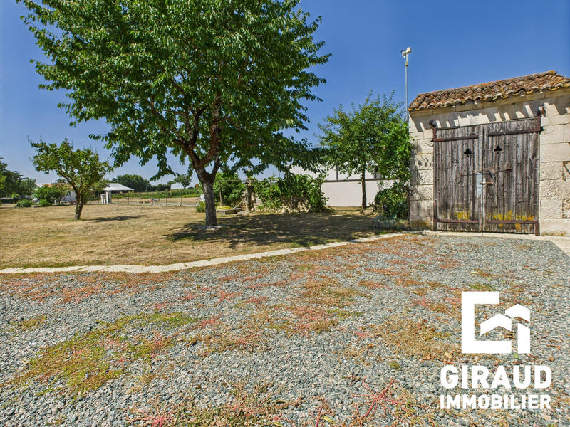 Maison ancienne - 177 m² - 6 pièces