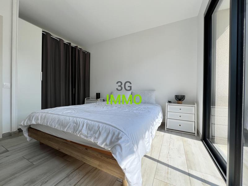 Villa - 80 m² - 4 pièces