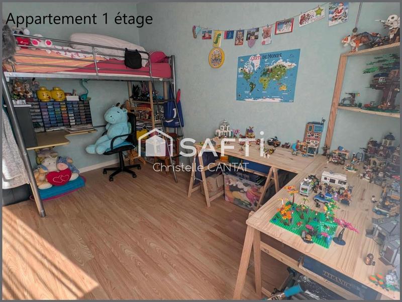 Maison - 180 m² - 9 pièces