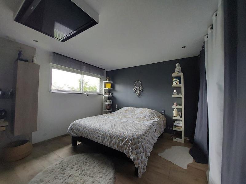 Maison contemporaine - 190 m² - 8 pièces