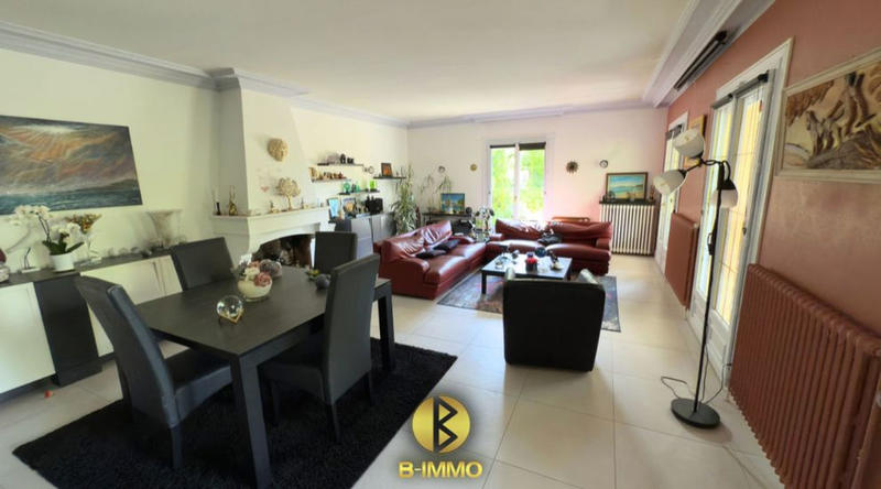 Maison - 210 m² - 7 pièces