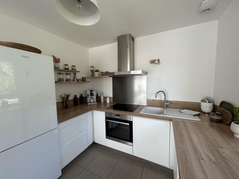 Maison - 92 m² - 4 pièces