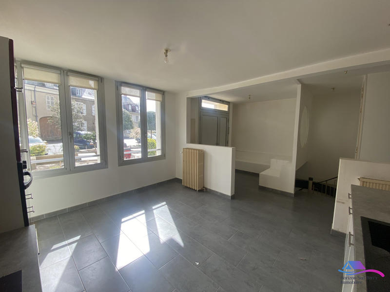 Appartement - 80 m² - 3 pièces