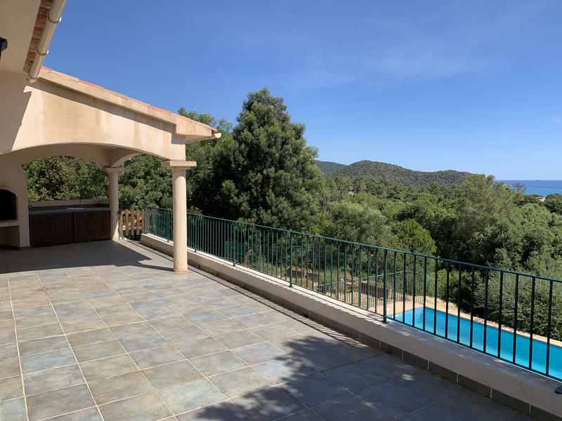Villa - 183 m² - 7 pièces