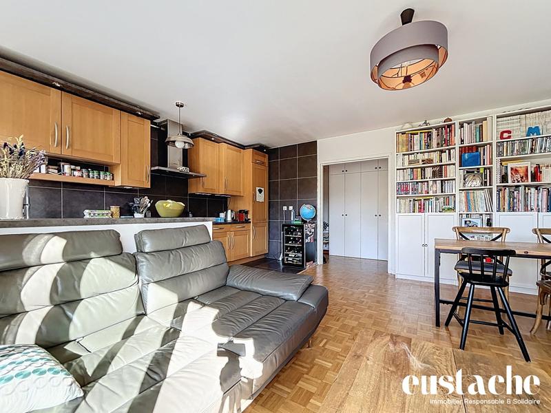 Appartement - 72 m² - 3 pièces