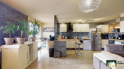 Appartement - 82 m² - 4 pièces