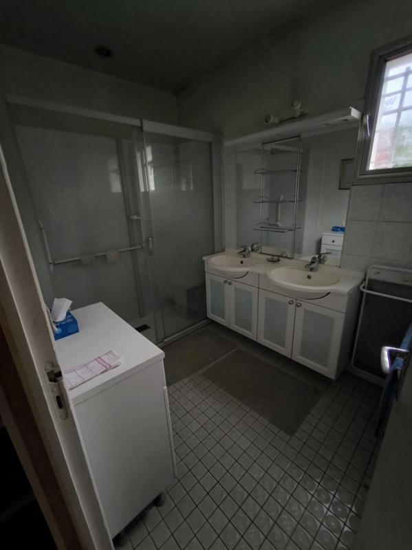 Pavillon - 166 m² - 8 pièces