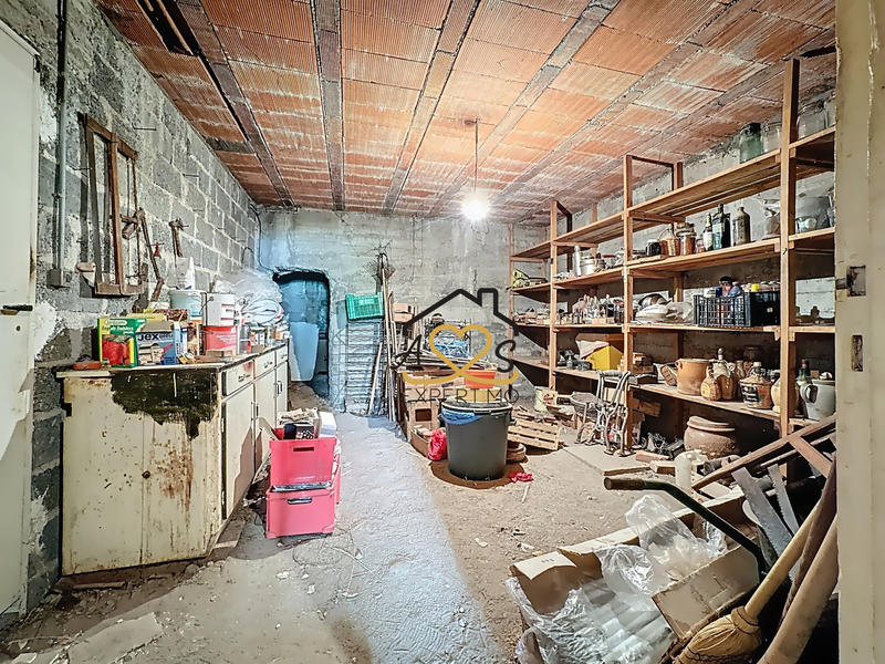 Maison - 240 m² - 11 pièces