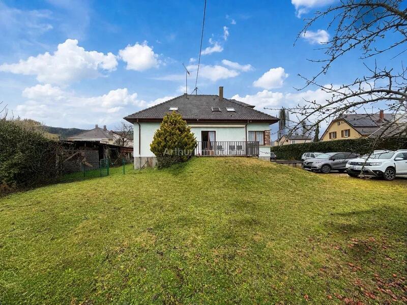 Maison - 186 m² - 12 pièces