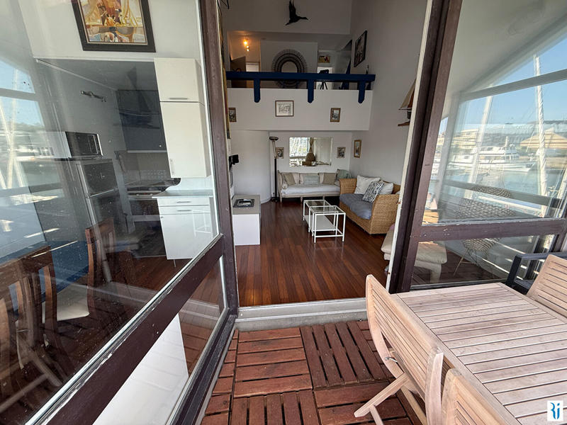 Appartement - 104 m² - 4 pièces