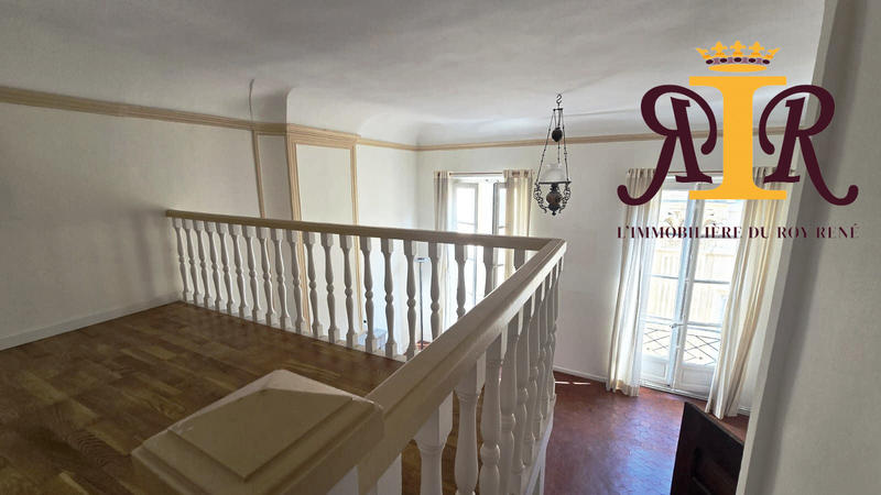 Appartement - 91 m² - 3 pièces