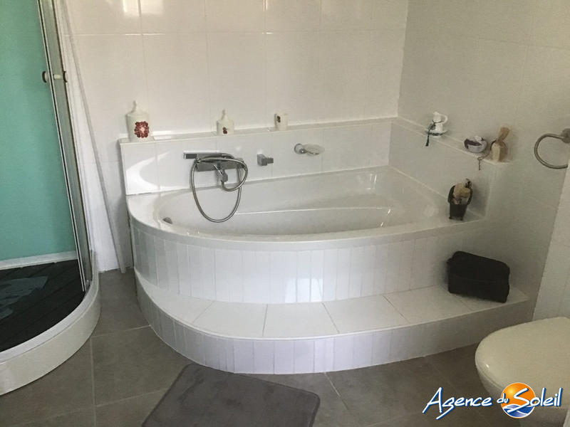 Villa - 274 m² - 5 pièces